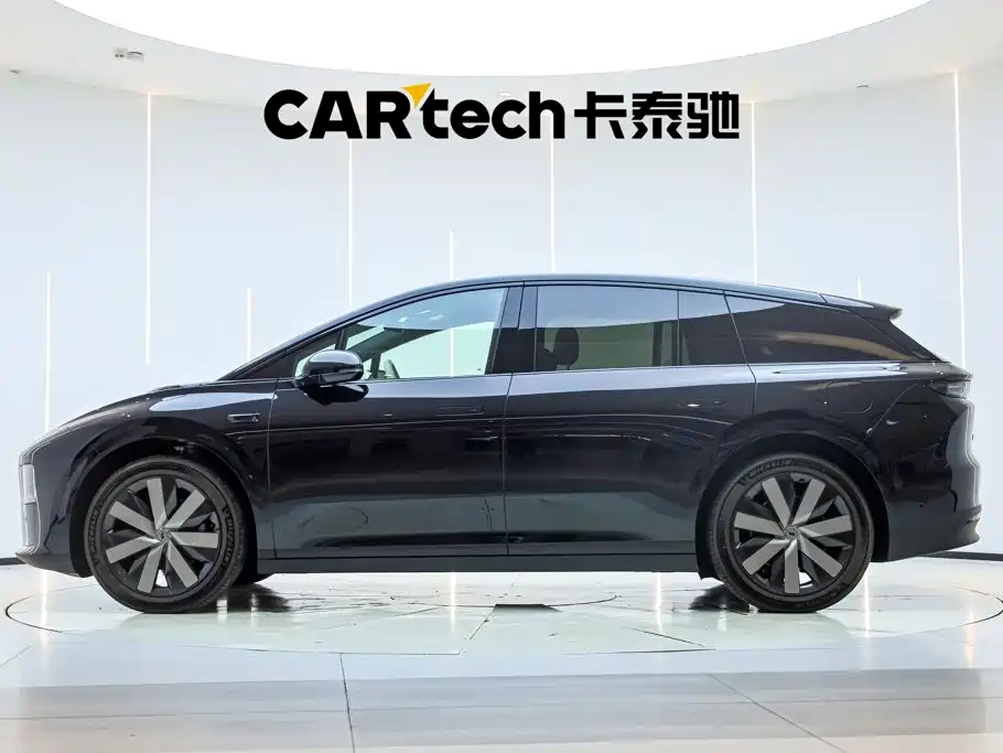 Li Auto i6 2025 2025 2WD Base Model