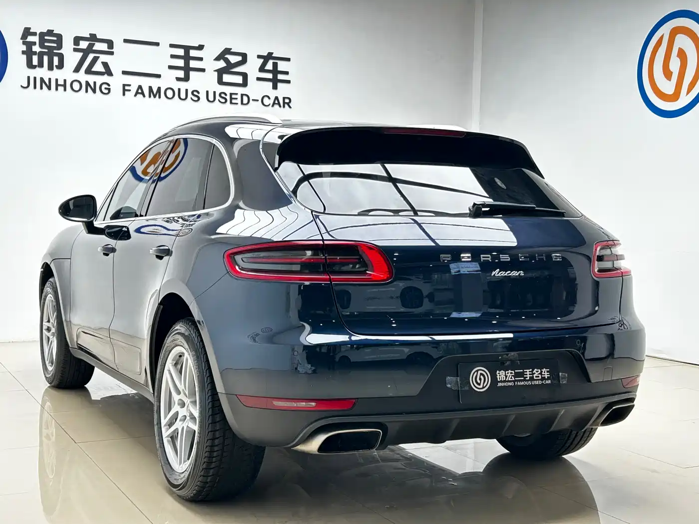 Porsche Macan 2017 Macan 2.0T фото 25