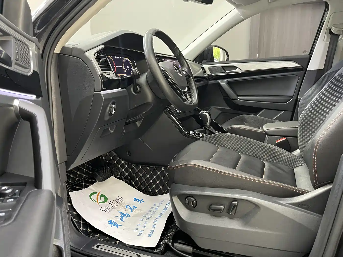 Volkswagen Tayron 2021 330TSI 2WD Luxury Smart Connect Edition фото 8