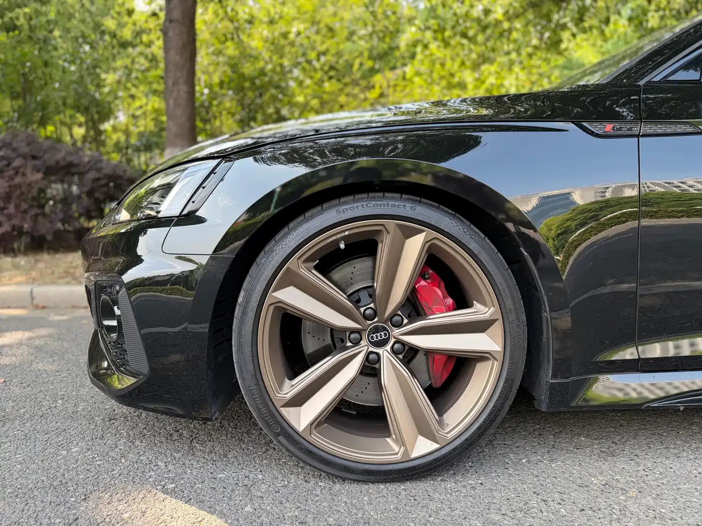 Audi RS 5 2023 Model RS 5 2.9T Sportback Dark Gold Edition фото 4