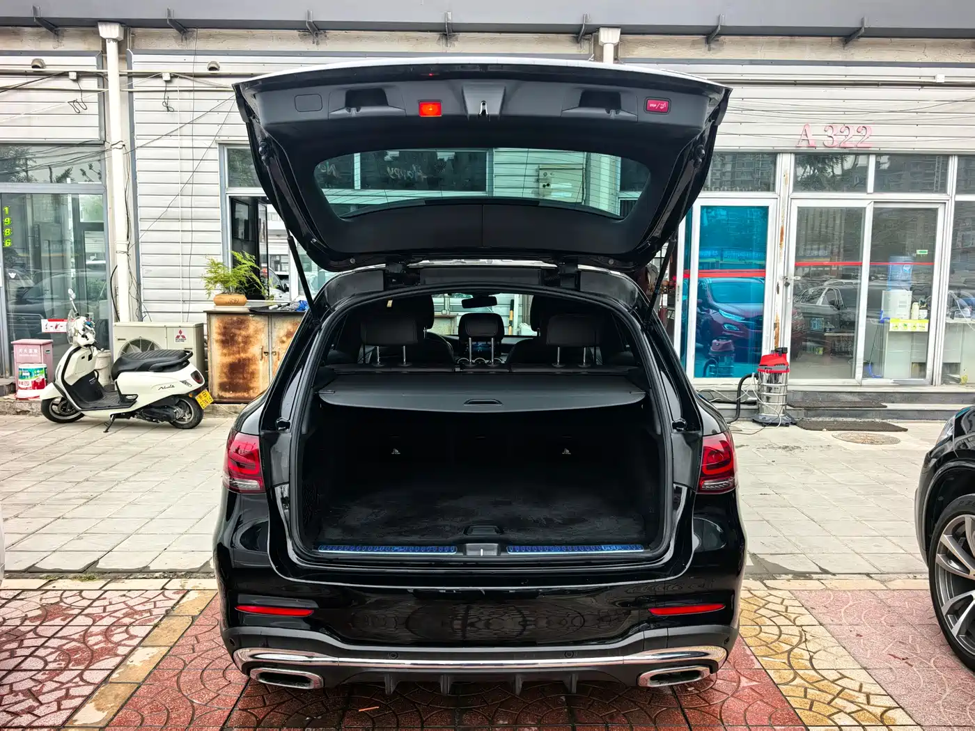 Mercedes-Benz GLC 2022 Facelift GLC 260 L 4MATIC Dynamic фото 14