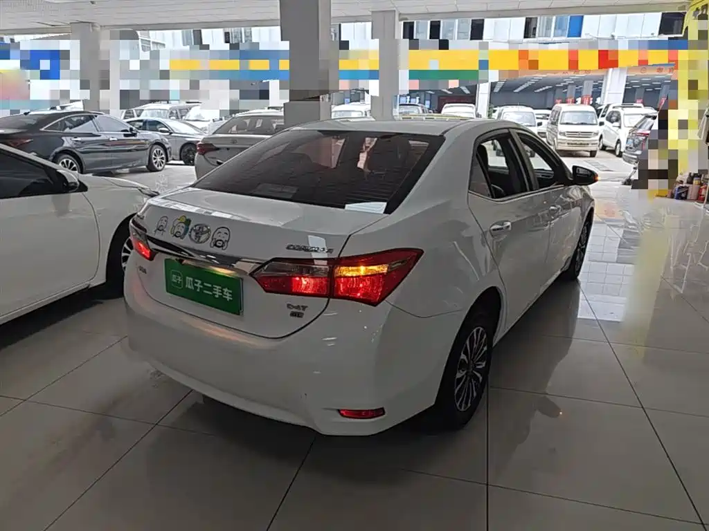 Toyota Corolla 2018 1.2T S-CVT GL Smart Edition фото 7
