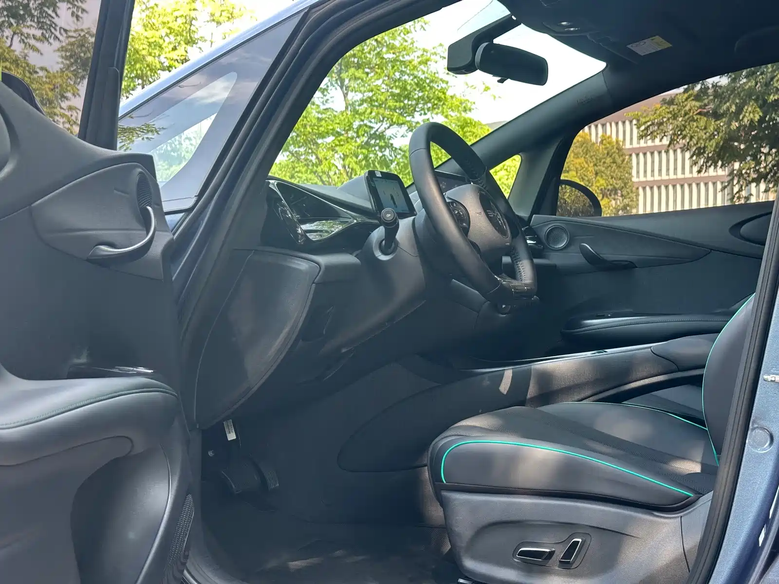 Фото 4 - BYD Dolphin