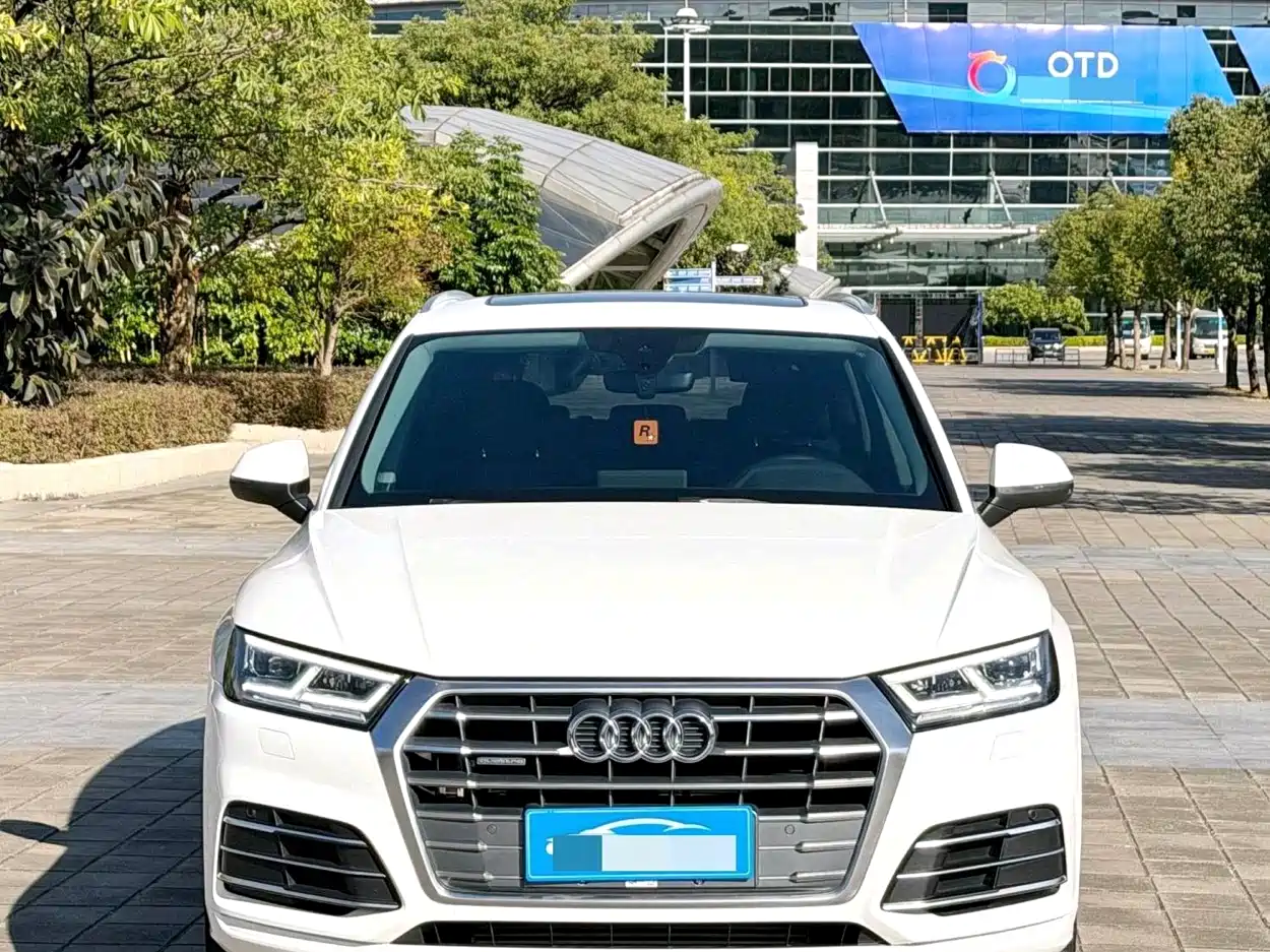 Audi Q5L 2018 40 TFSI Premium Fashion China VI фото 2