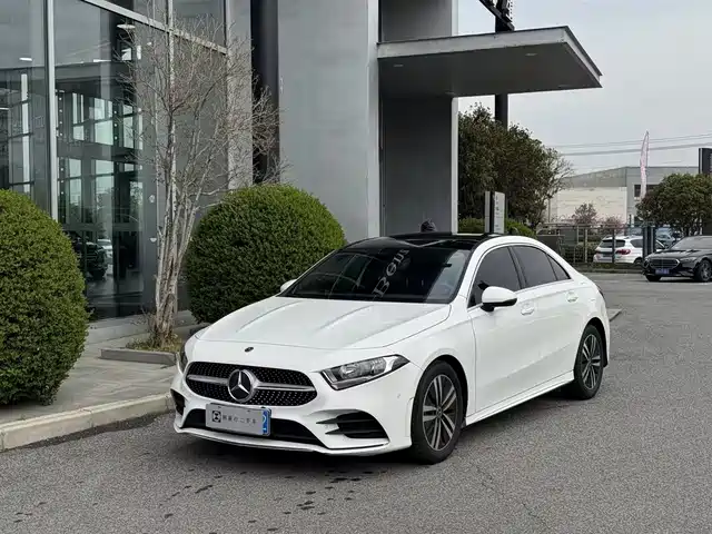 MERCEDES-BENZ A CLASS
