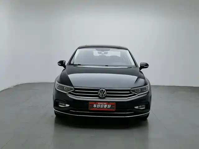 Volkswagen Magotan 2020 330TSI DSG Leading — фото 3
