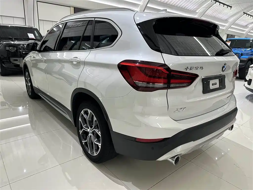 BMW X1 2020 sDrive20Li Premium Edition фото 17