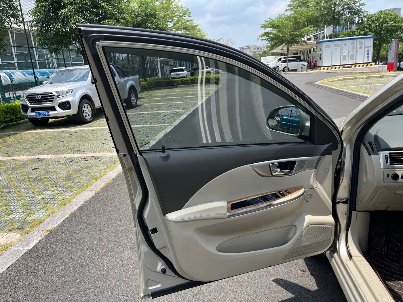 Buick Excelle 2015 1.5L Automatic Classic фото 15