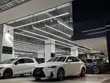 Фото 3 - Lexus IS