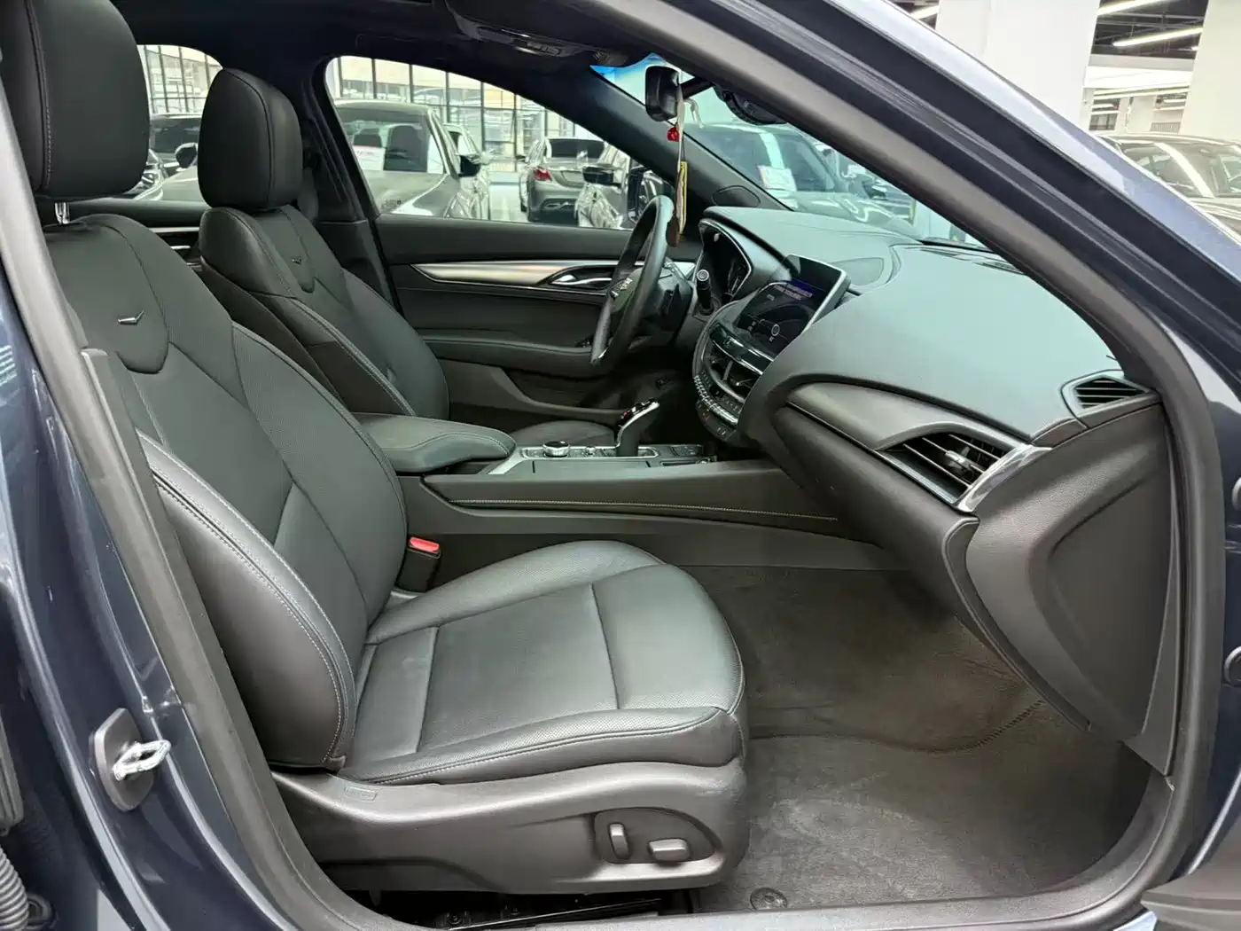 Cadillac CT5 2022 28T Luxury Edition фото 9