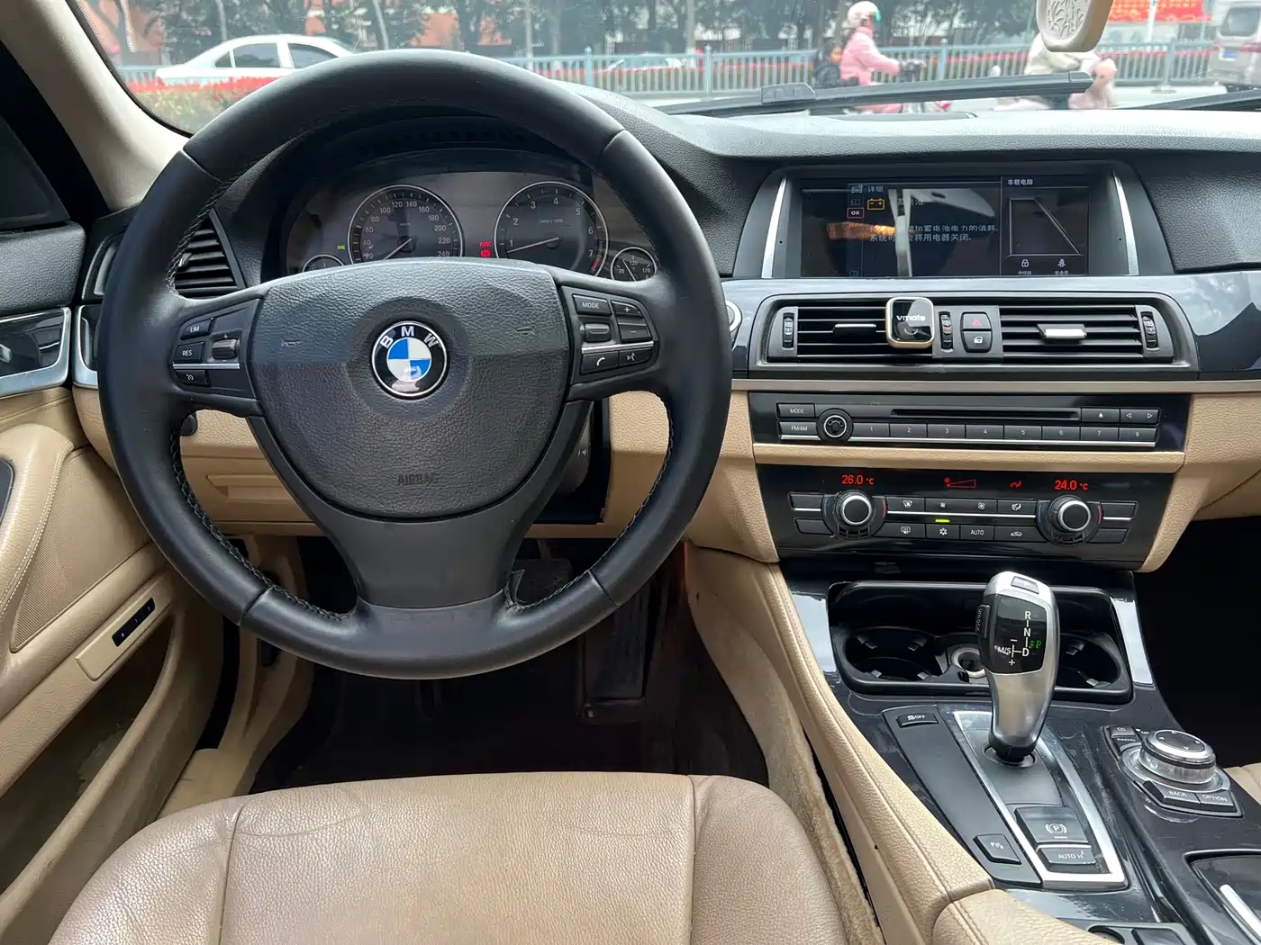 BMW 5 Series 2012 520Li Elegance фото 10