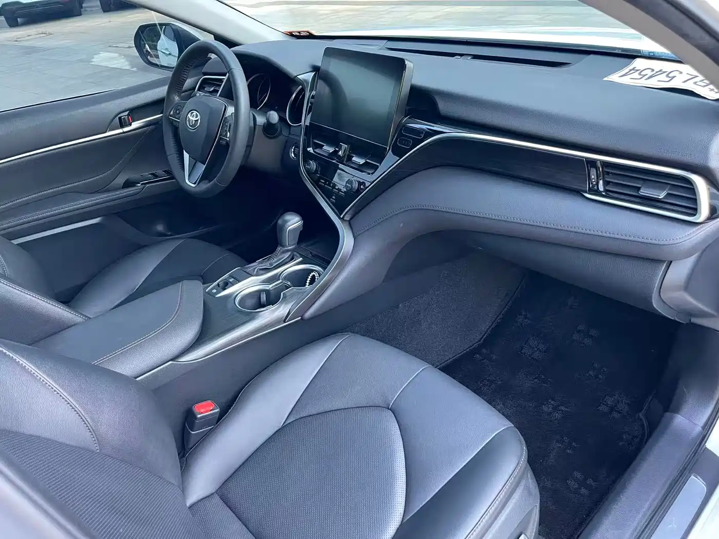 Toyota Camry 2021 2.0G Luxury Edition фото 15