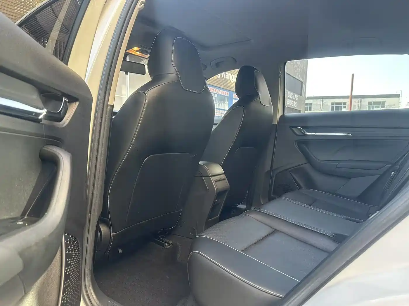 Škoda Kamiq 2021 1.5L Auto Comfort Edition фото 10