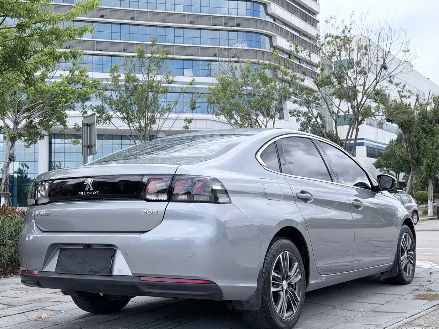 Peugeot 308 2019 2019 1.6L Automatic Luxury Version China V