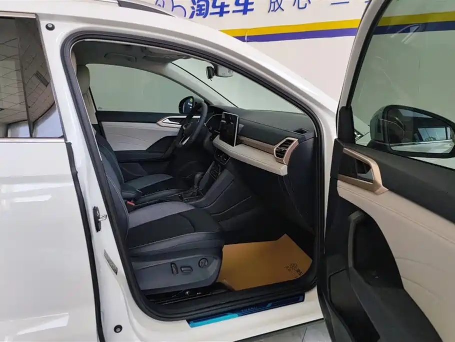 Volkswagen Tharu 2024 300TSI 2WD Full Moon Edition фото 8