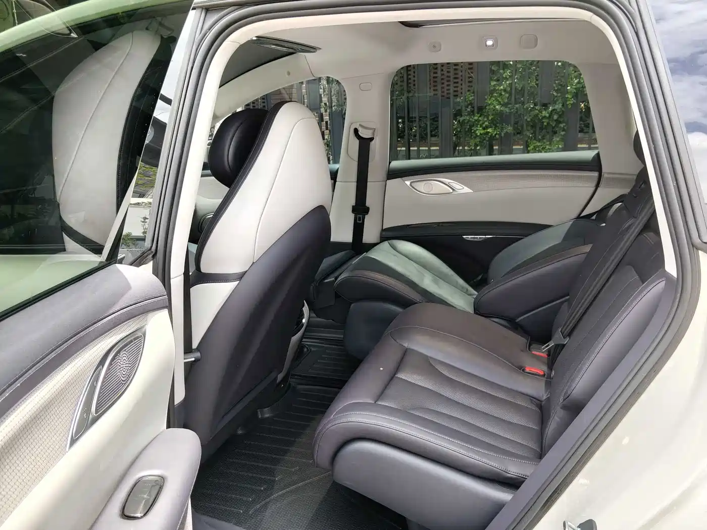 IM Motors IM LS7 2023 2023 Model 90kWh Elite RWD Edition