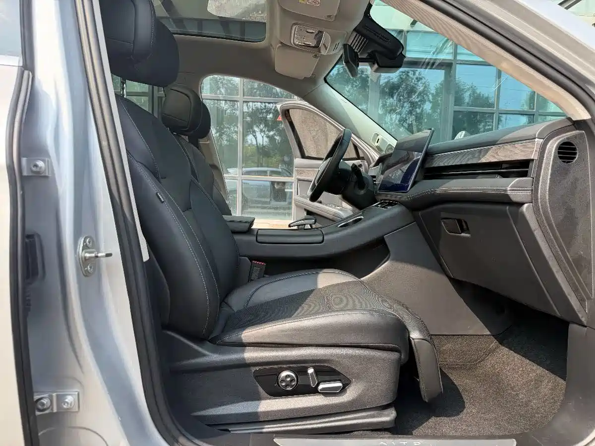 Aito AITO M5 2022 2022 Extended Range AWD Performance Edition
