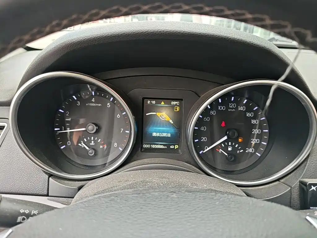 Фото 12 - Haval H8