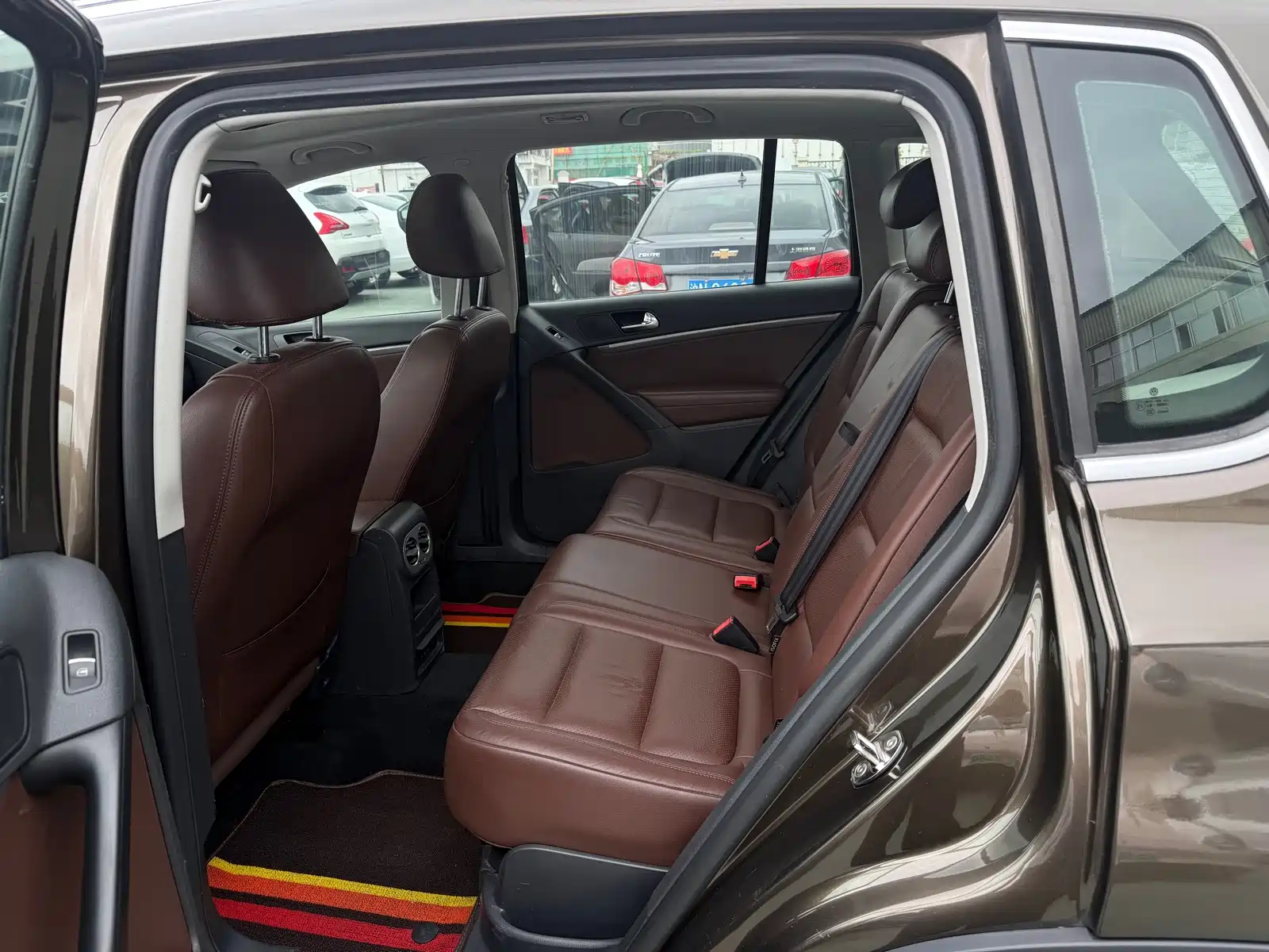 Фото 10 - Volkswagen Tiguan