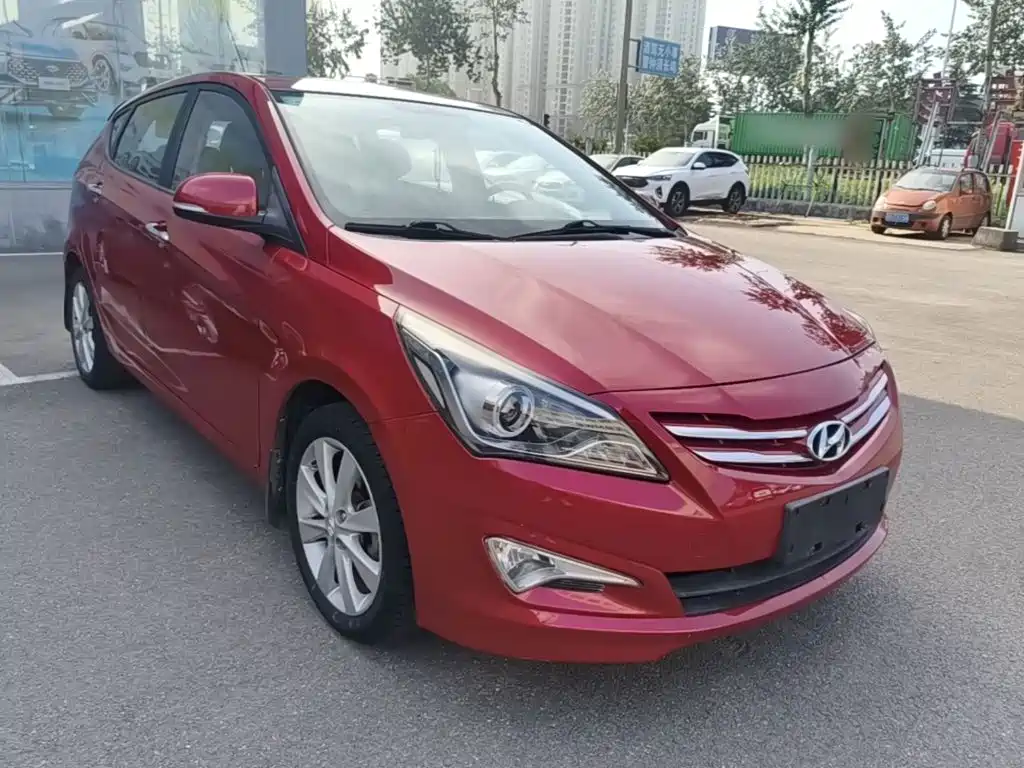 Hyundai Reina 2015 2014 Model 1.6L Automatic TOP