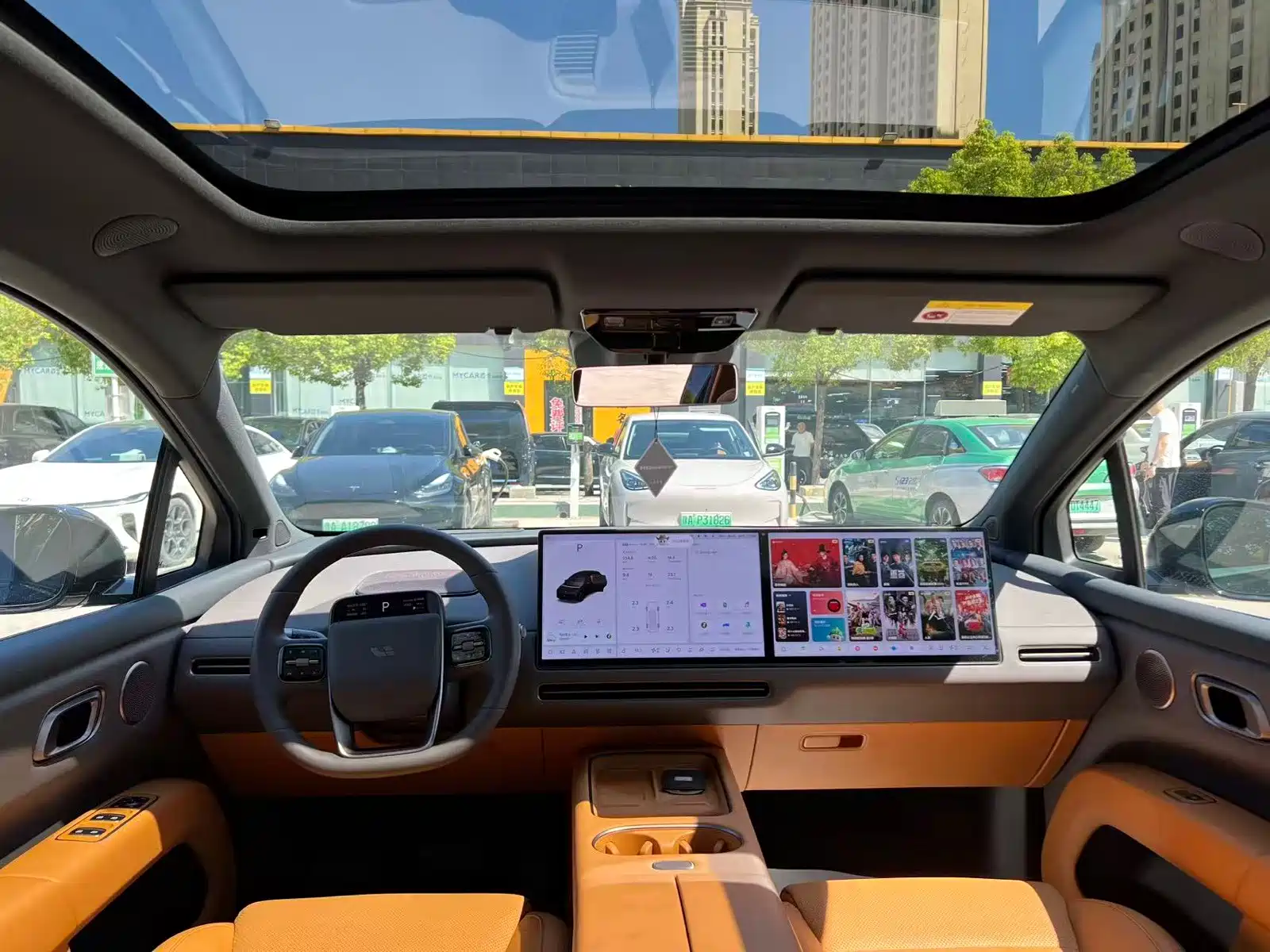 Фото 4 - Li Auto i6