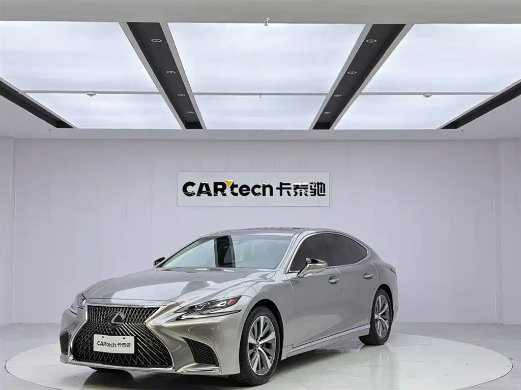 Lexus LS 2020 500h Excellence (China VI)