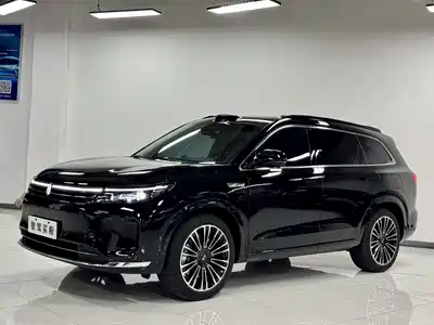 AITO M7