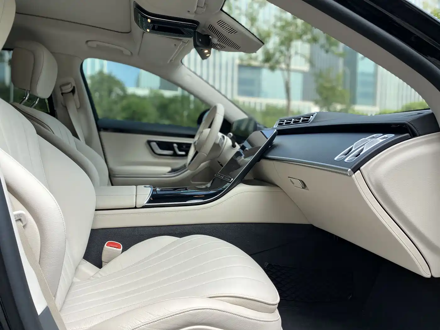 Mercedes-Benz S-Class 2023 Model S 400 L Business Edition фото 9