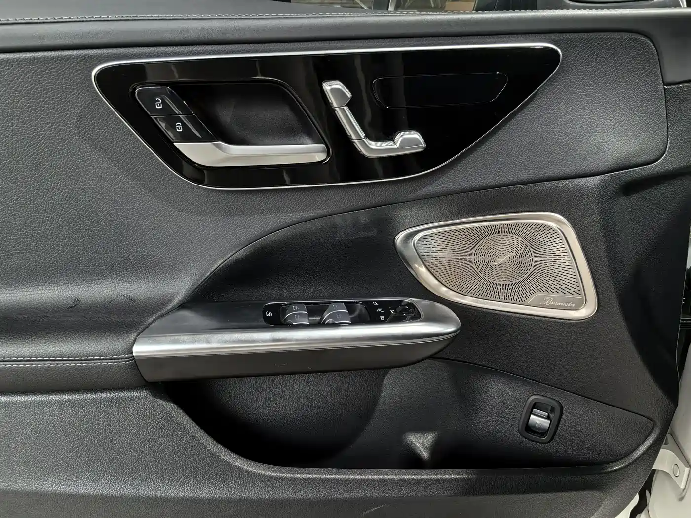 Mercedes-Benz C-Class 2024 Facelift III C 260 L Sport фото 13