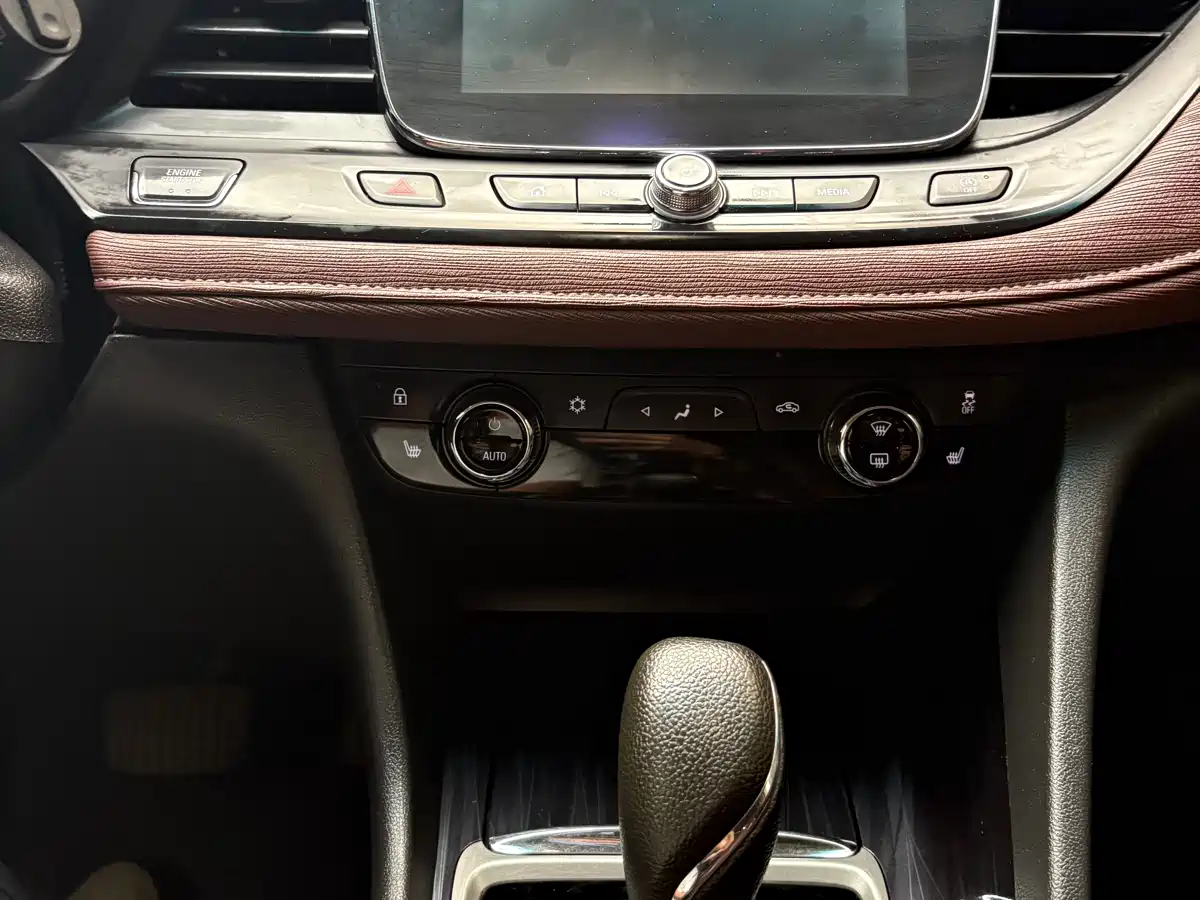 Buick GL6 2019 Model 18T 6-Seater Connected Premium Version China V фото 12