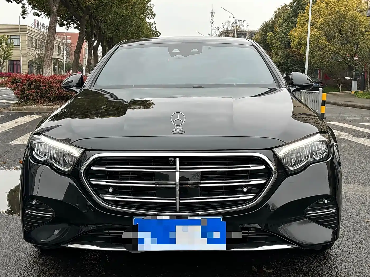 Mercedes-Benz E-Class 2025 E 300 L Fashion фото 2