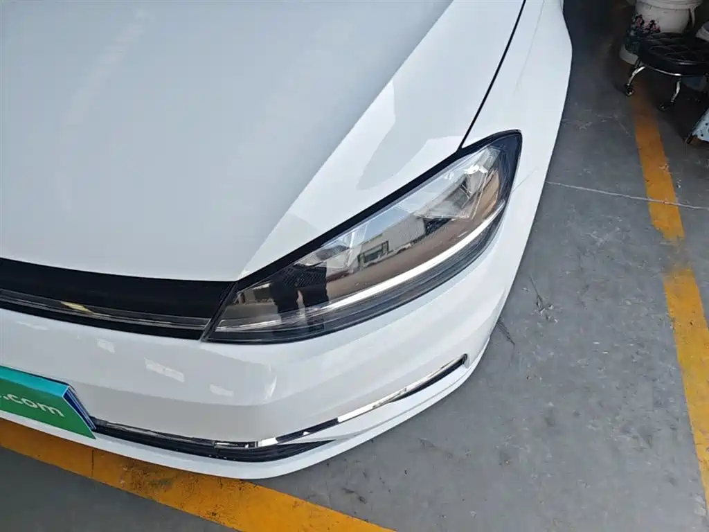 Volkswagen Golf 2020 280TSI DSG Comfort фото 24