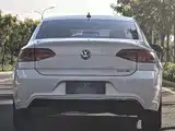 صورة 6 - Volkswagen Lamando
