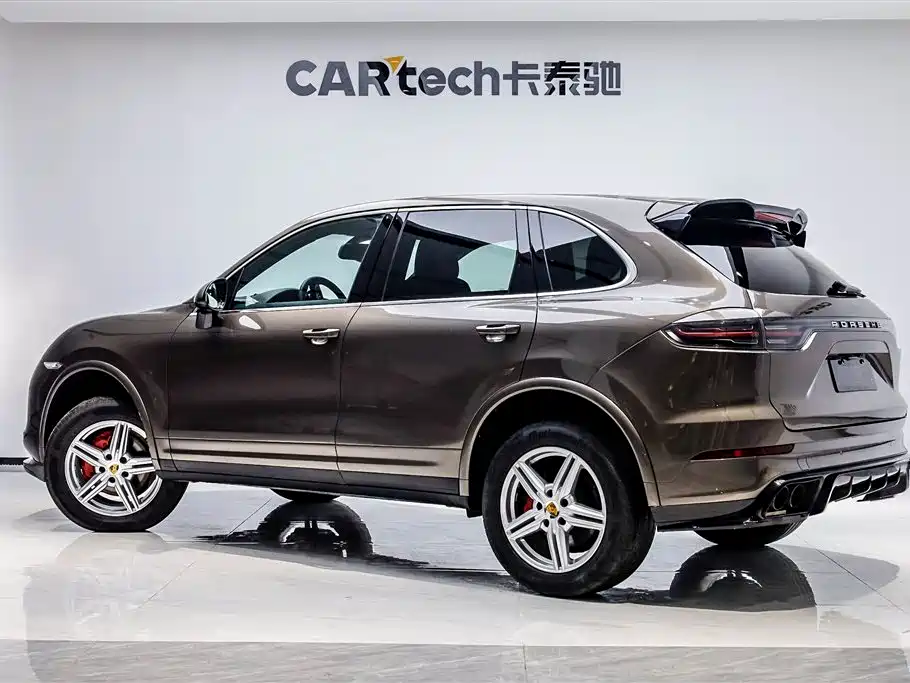 Porsche Cayenne 2011 Cayenne 3.0T фото 4
