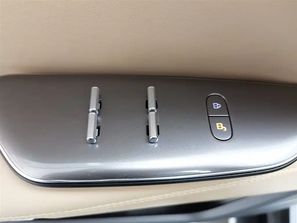 ARCFOX EXTREME FOX POLAR FOX ALPHA T5