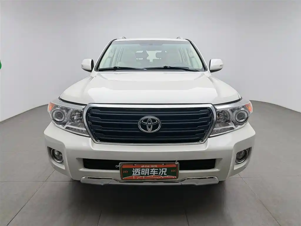Toyota Land Cruiser (Import) фото 2