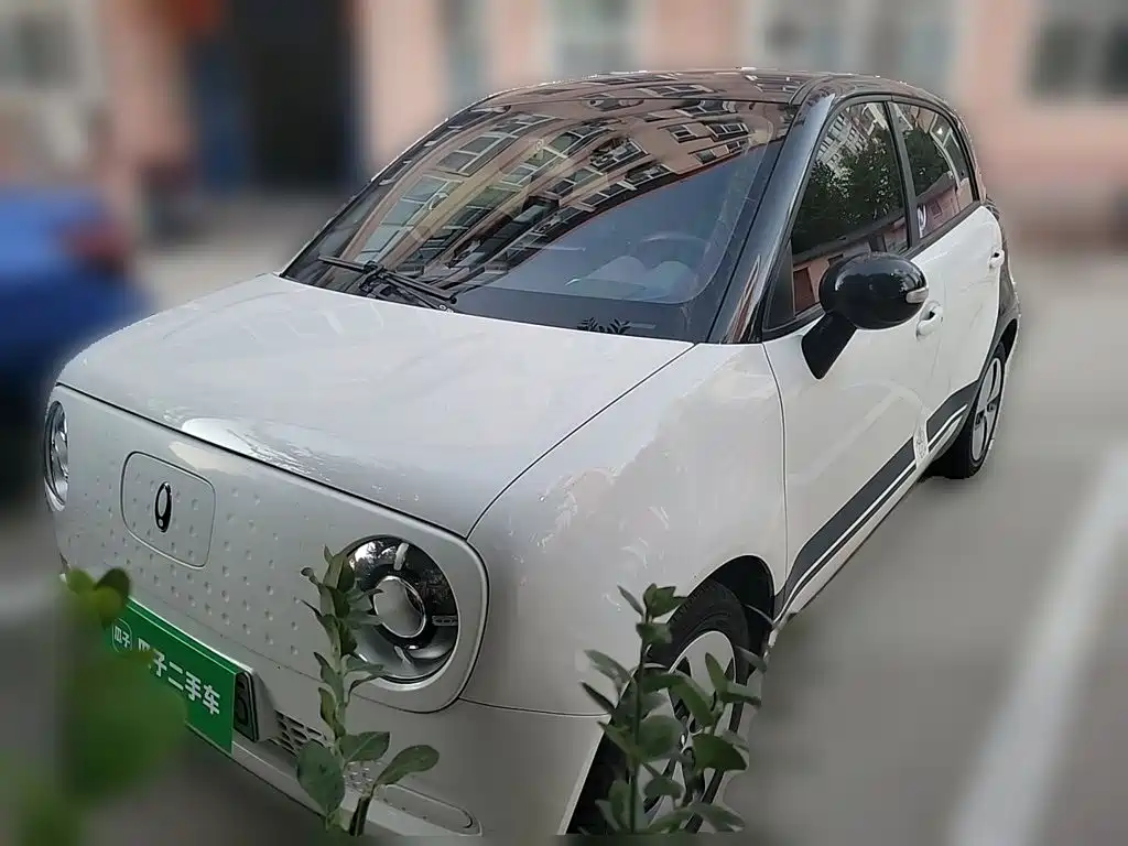 Similar car