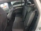 Фото 22 - Audi Q5 e-tron