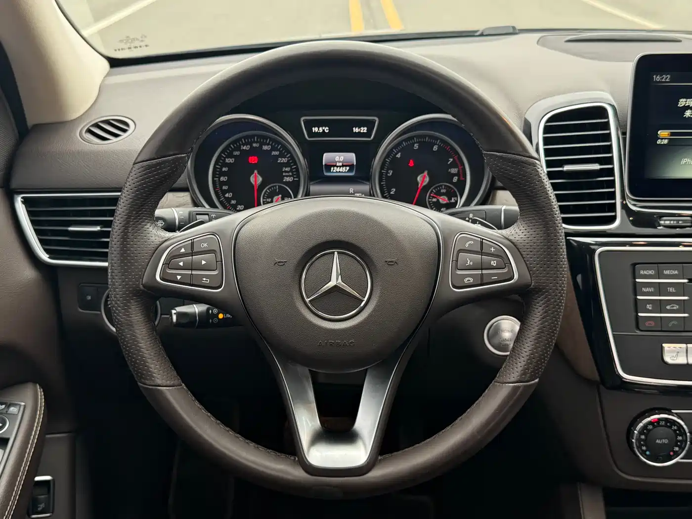 Mercedes-Benz GLE 2016 GLE 320 4MATIC Dynamic фото 28