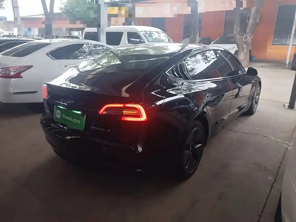 Photo 7 - Tesla Model 3