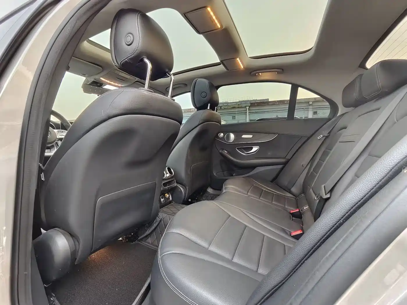 Mercedes-Benz C-Class 2021 C 260 L Sport Starry Exclusive Edition фото 7