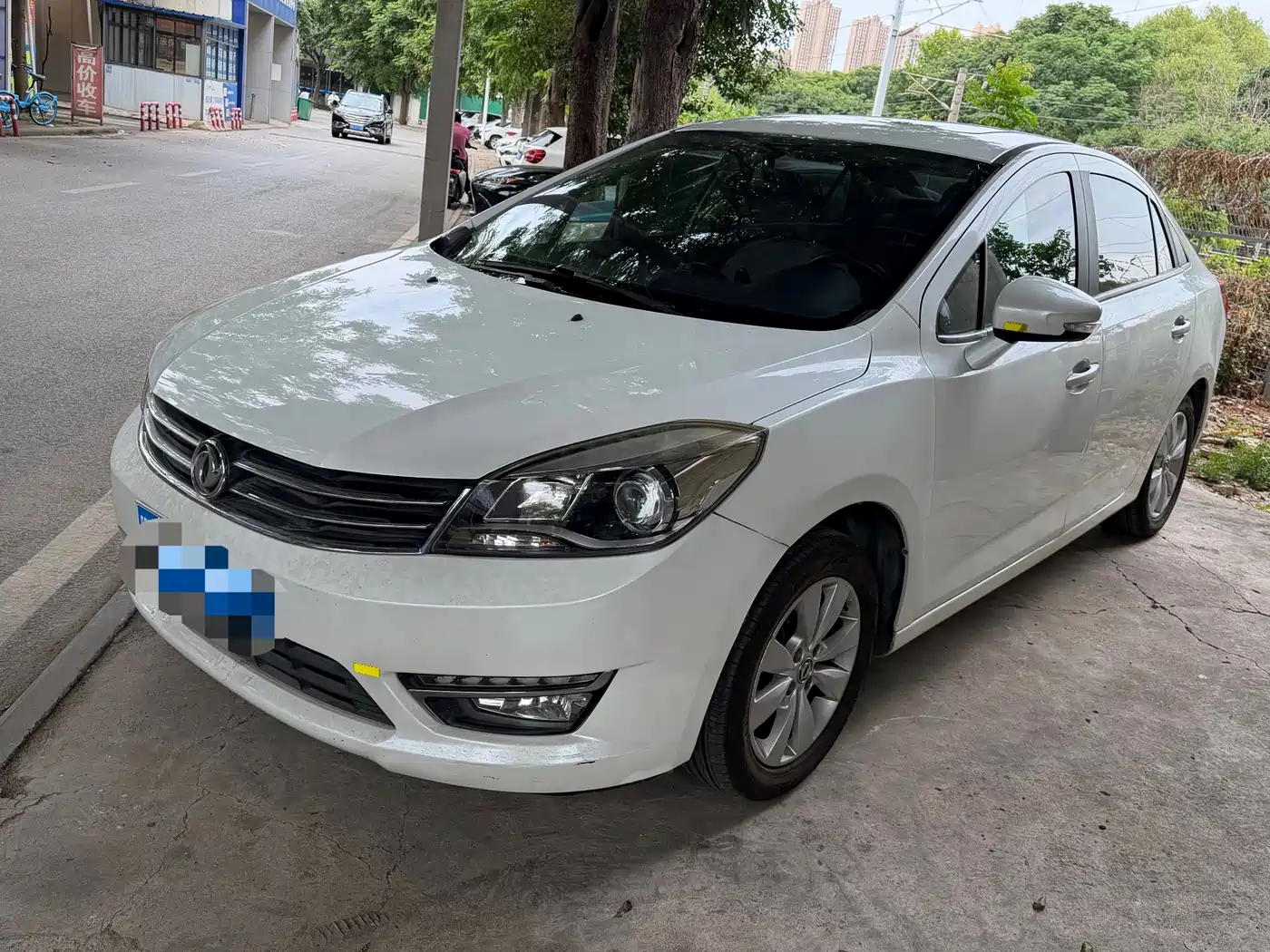 Dongfeng Aeolus L60 2016 2015 1.8L Manual New Enjoyment Type