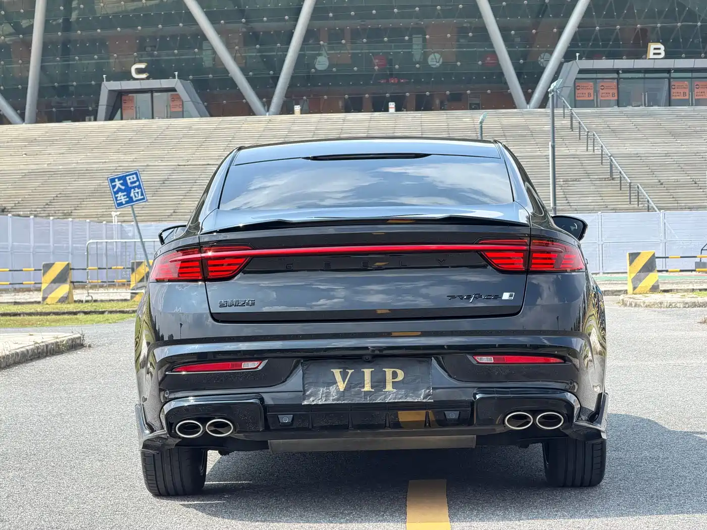 Фото 34 - Geely Preface