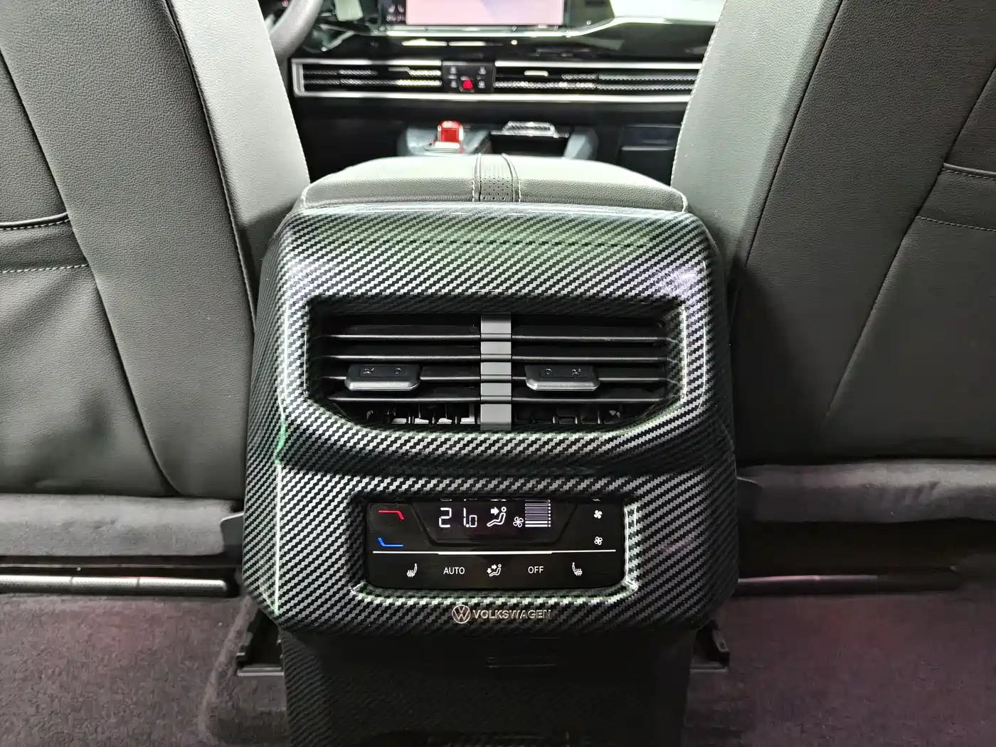 Volkswagen Talagon 2023 380TSI 4WD Luxury Pro Edition фото 16