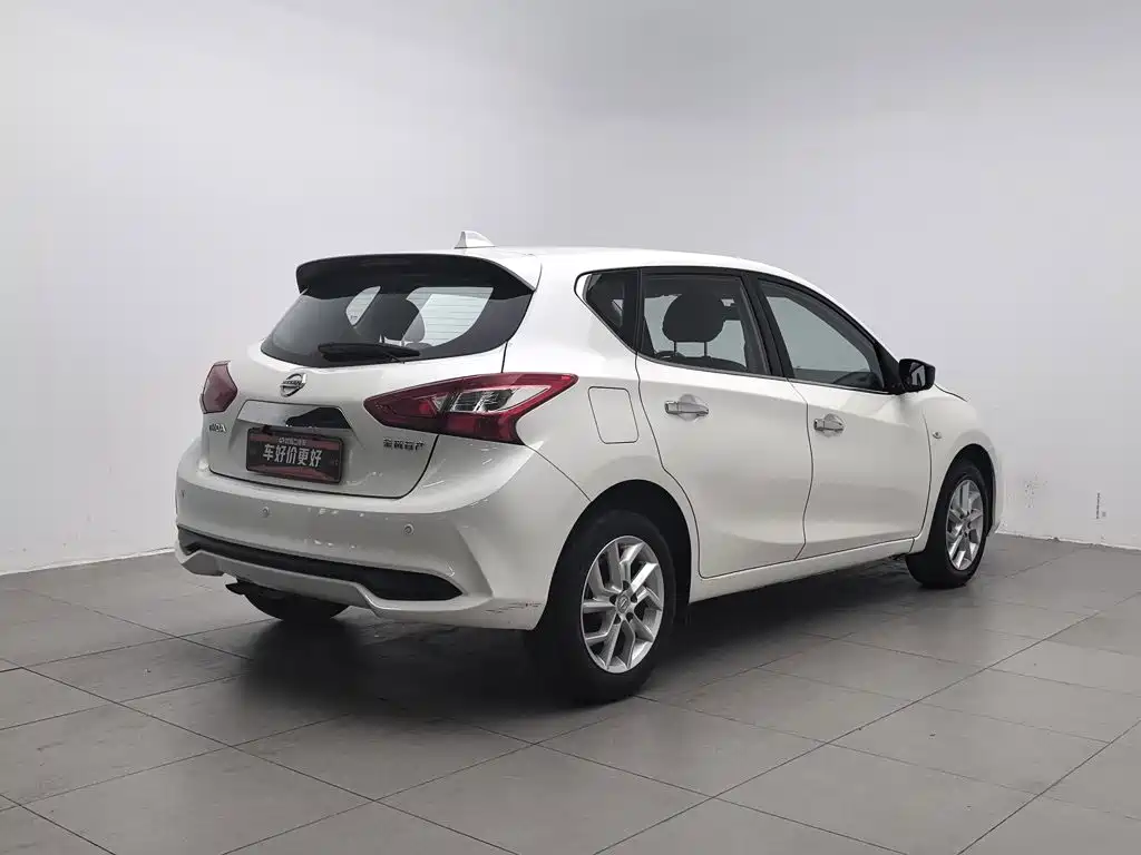 Nissan Tiida 2024 2024 1.6L CVT Cool Sport Edition