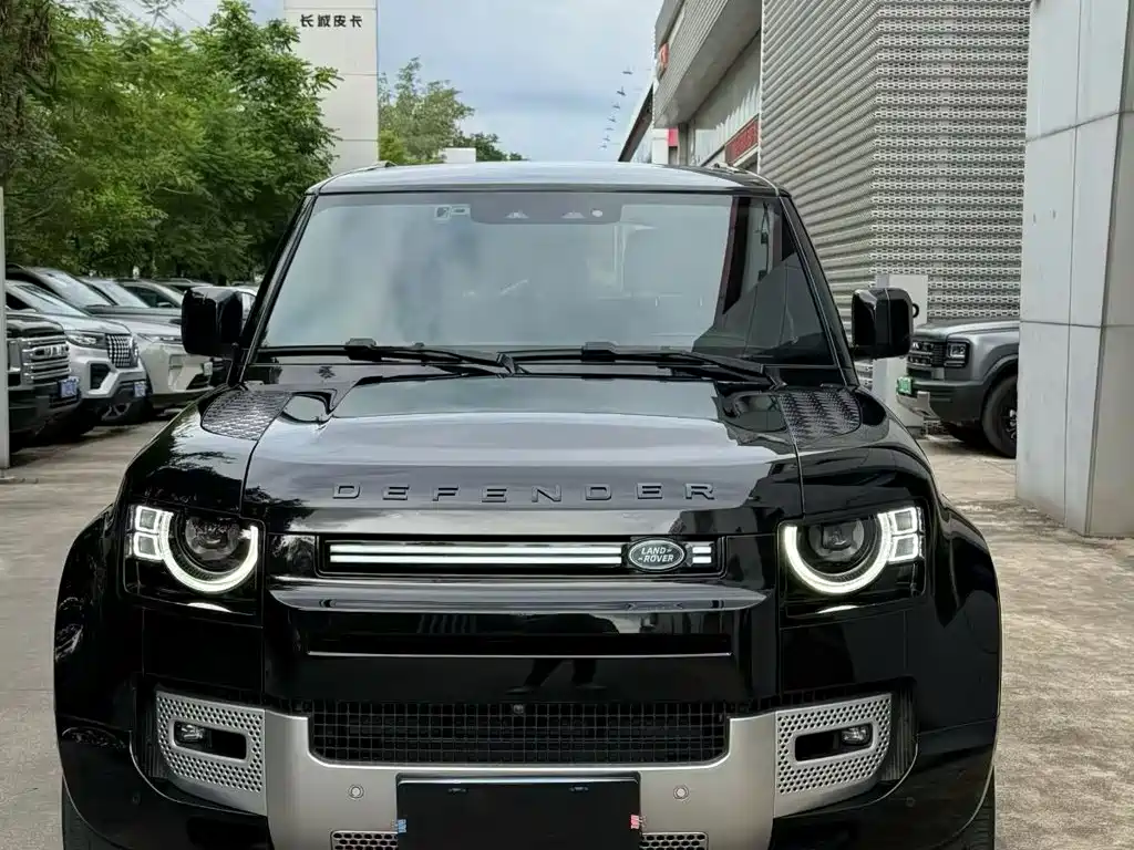 Фото 2 - Land Rover Defender