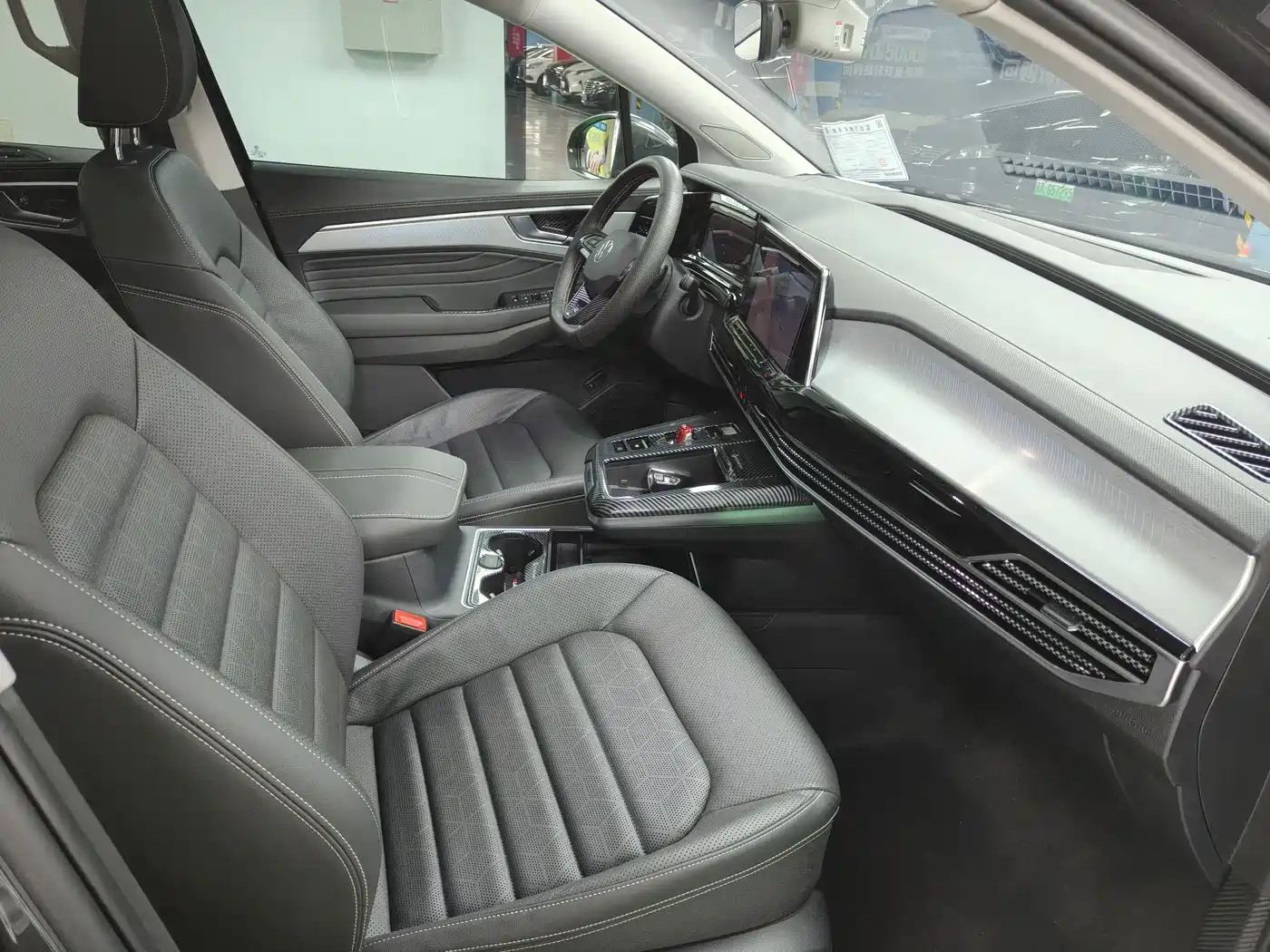 Volkswagen Talagon 2023 380TSI 4WD Luxury Pro Edition фото 18