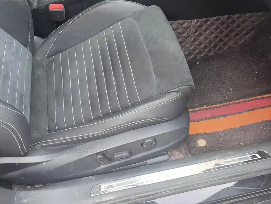 Volkswagen Magotan 2020 330TSI DSG Leading фото 8