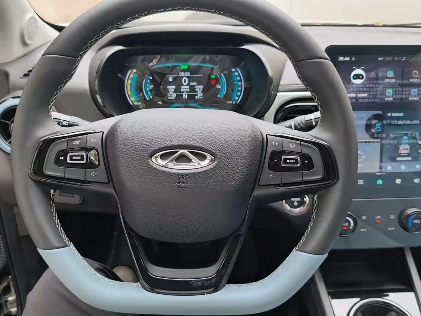 QQ New Energy Little Ant 2026 2024 Facelift Youth Edition 251km True Love 23.99kWh