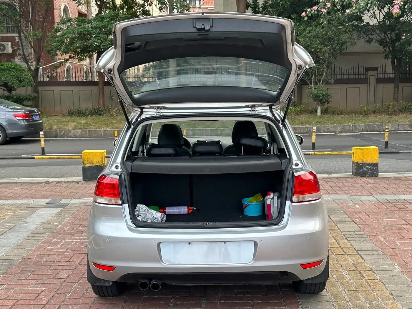 Volkswagen Golf 2011 1.4TSI Auto Comfort фото 9